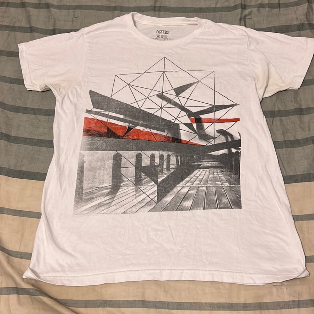 Apt 9 Shirt